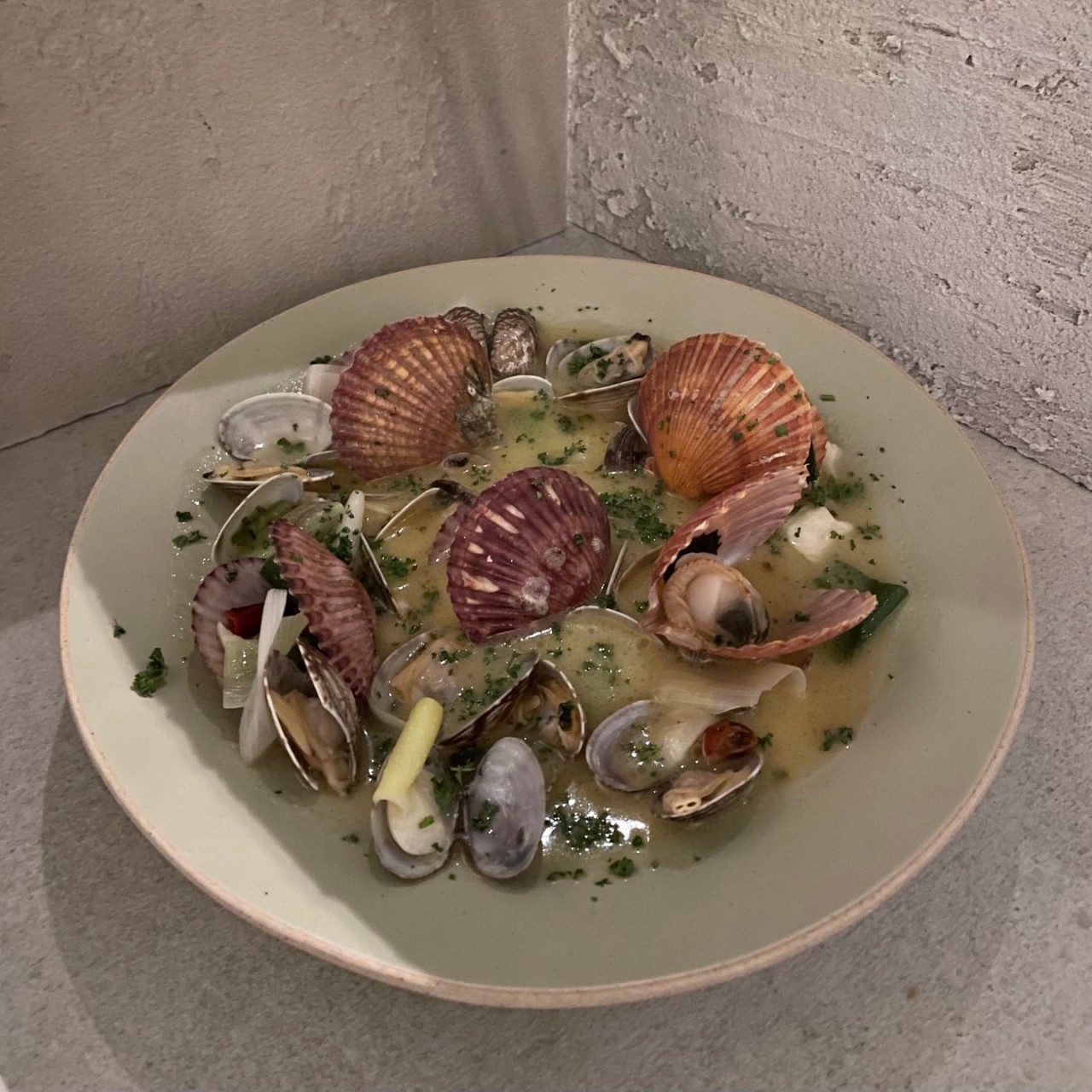 Oiet—溫馨融合風餐酒館與調酒