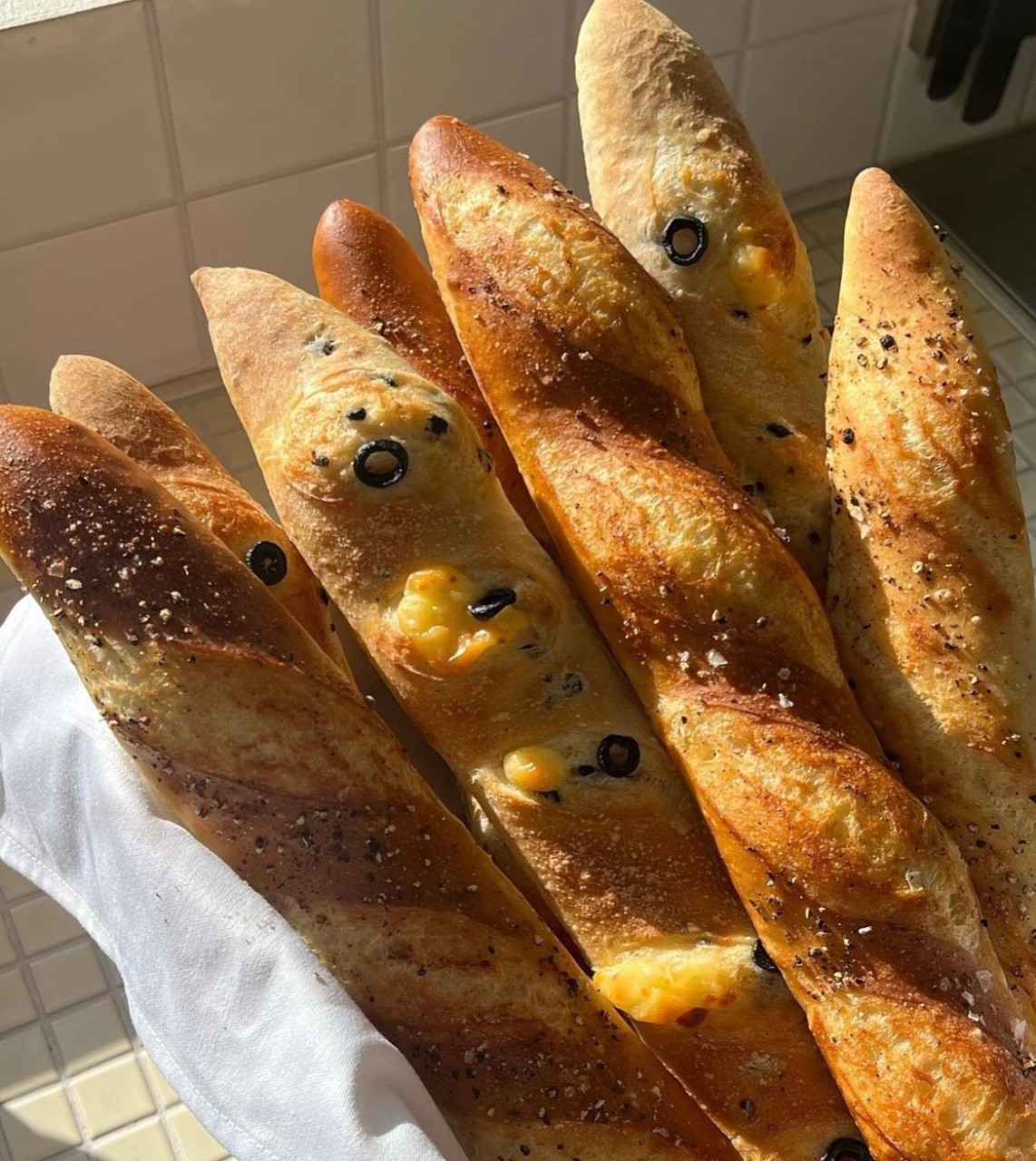 Artist Bakery