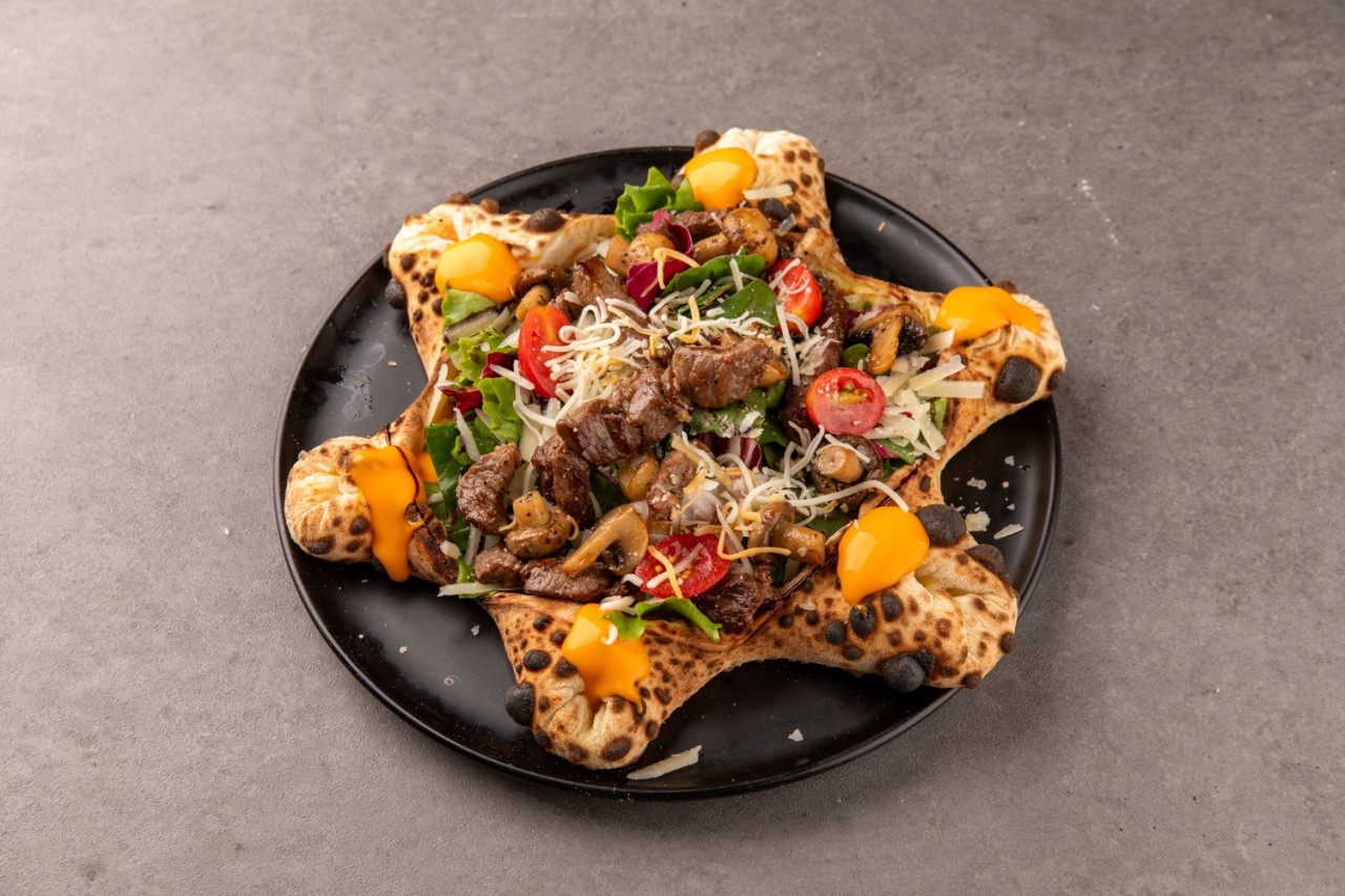 EU Pizza and Pasta Jamsil wood-fired pizza by the slice