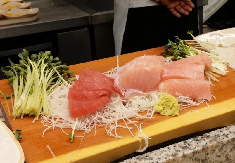 Lee Chunbok Tuna all-you-can-eat tuna platters in Sindorim