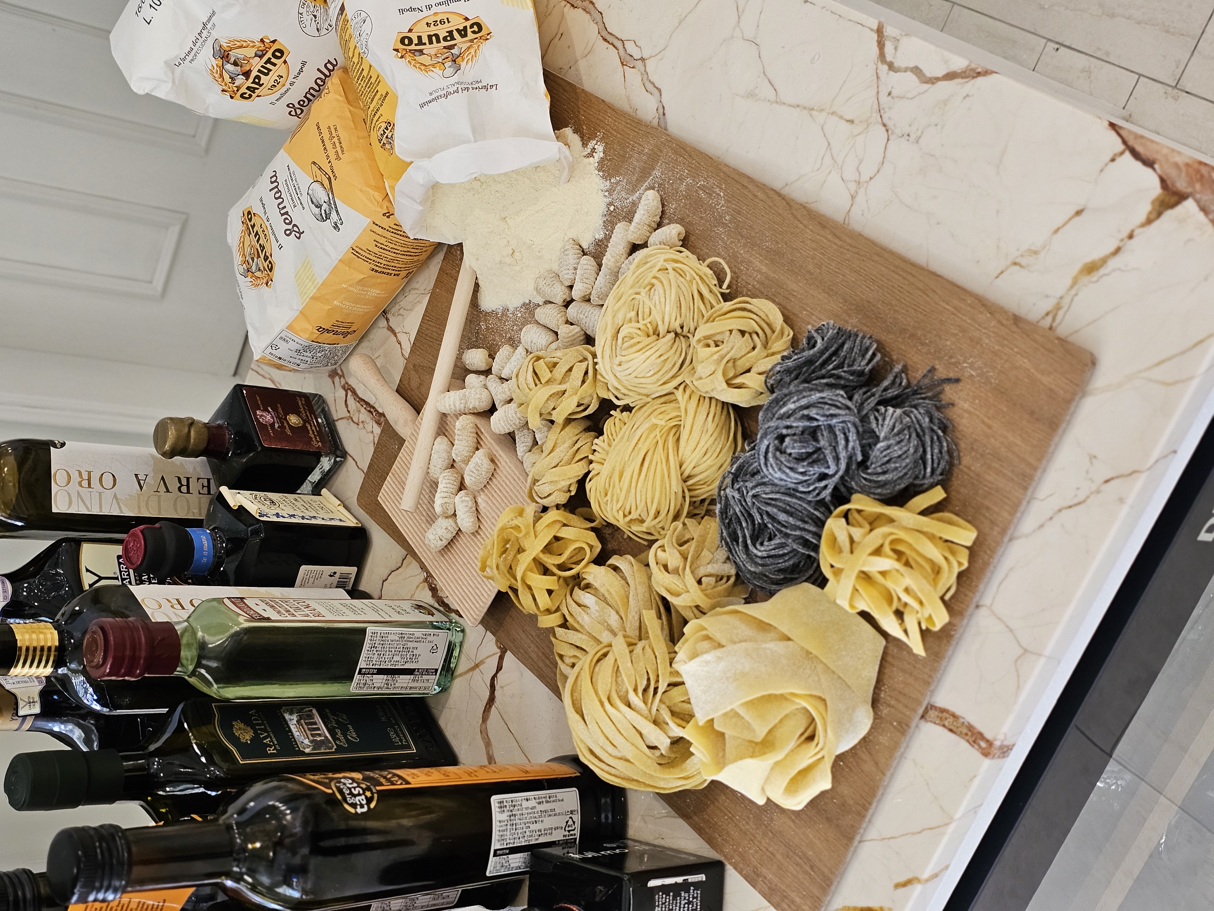 Isola 三德洞手工義大利麵與溫馨小酒館內裝