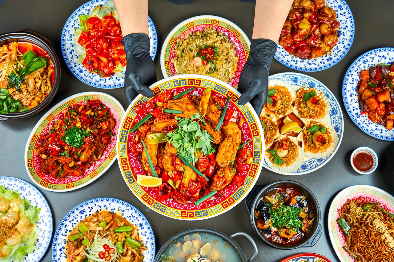 Hannamsogwan Hong Kong style dishes on the table
