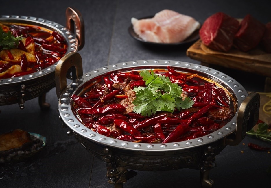 四川ハウス狎鴎亭店の熱々四川料理盛り合わせ