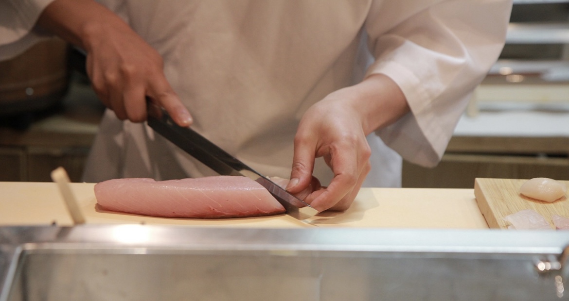 Sushi Hwajung omakase set near City Hall