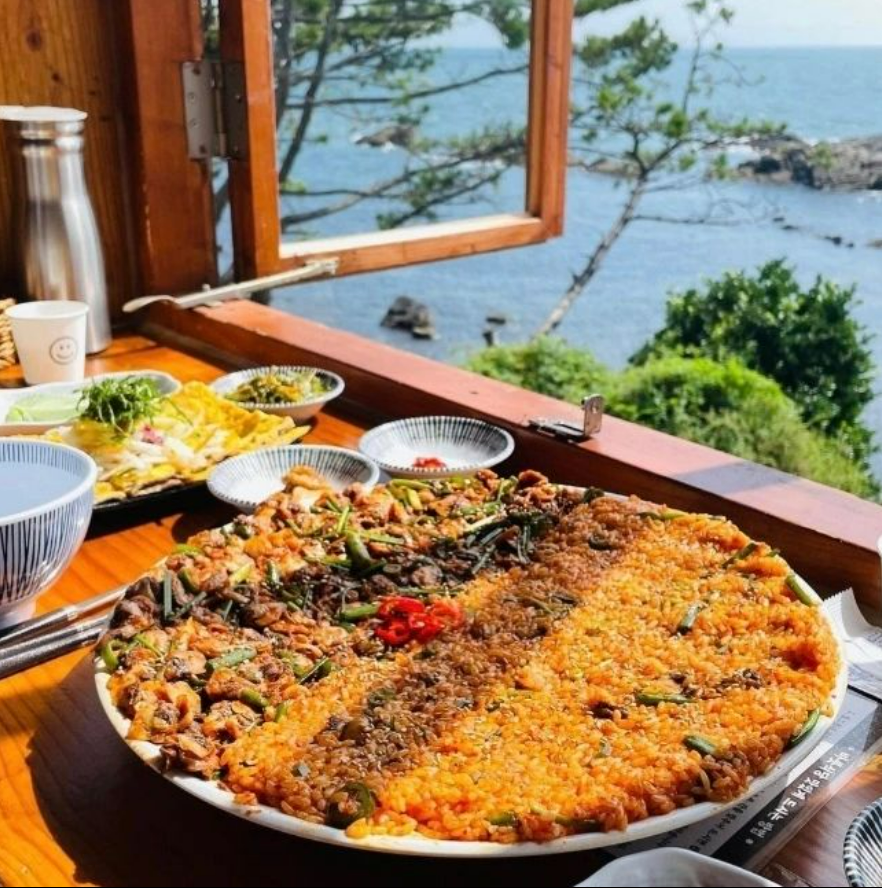 Allbarut ocean-view table with cockle bibimbap