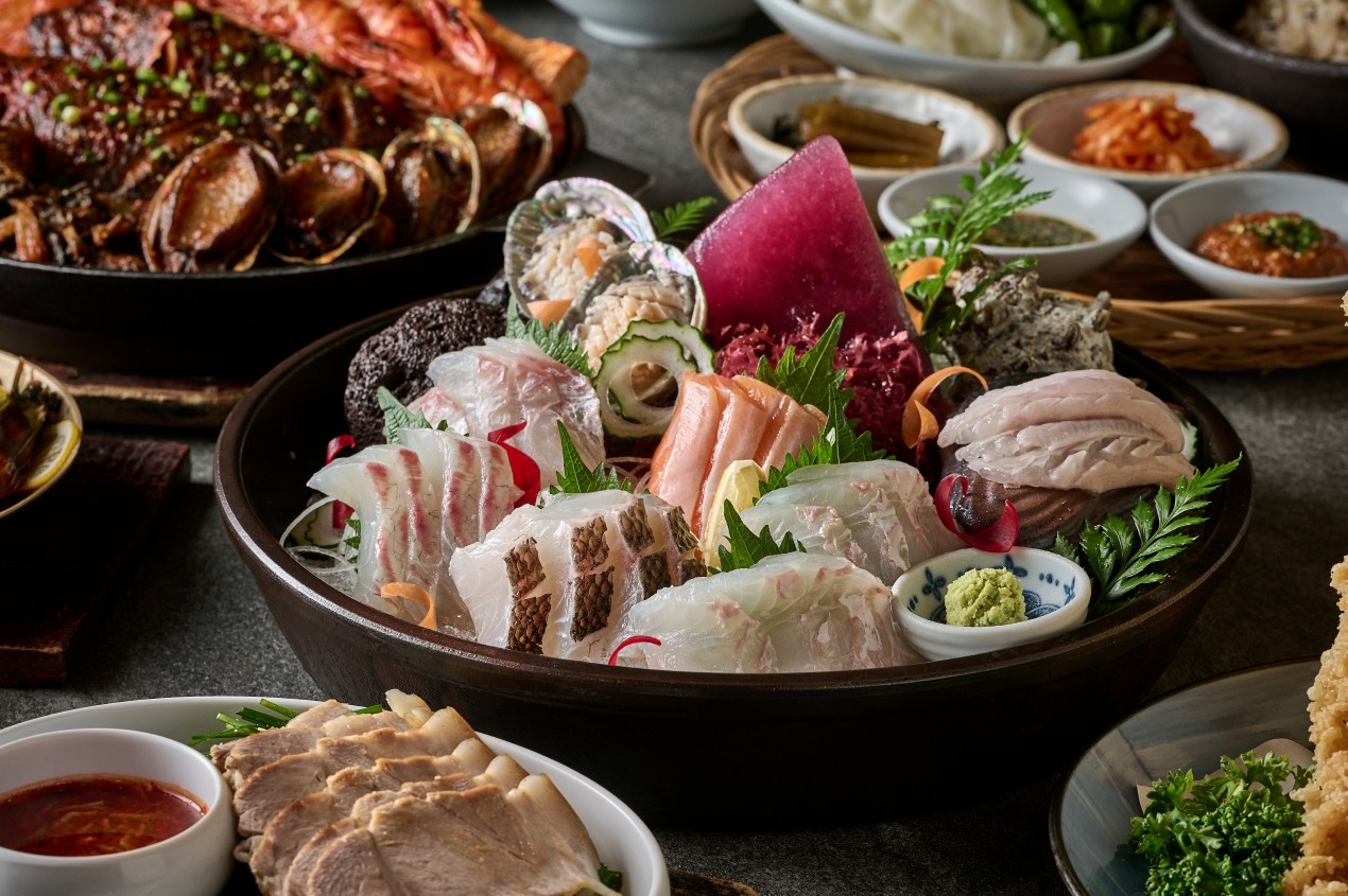 GOZIPDOL WOORUCK 済州空港店の海鮮盛り