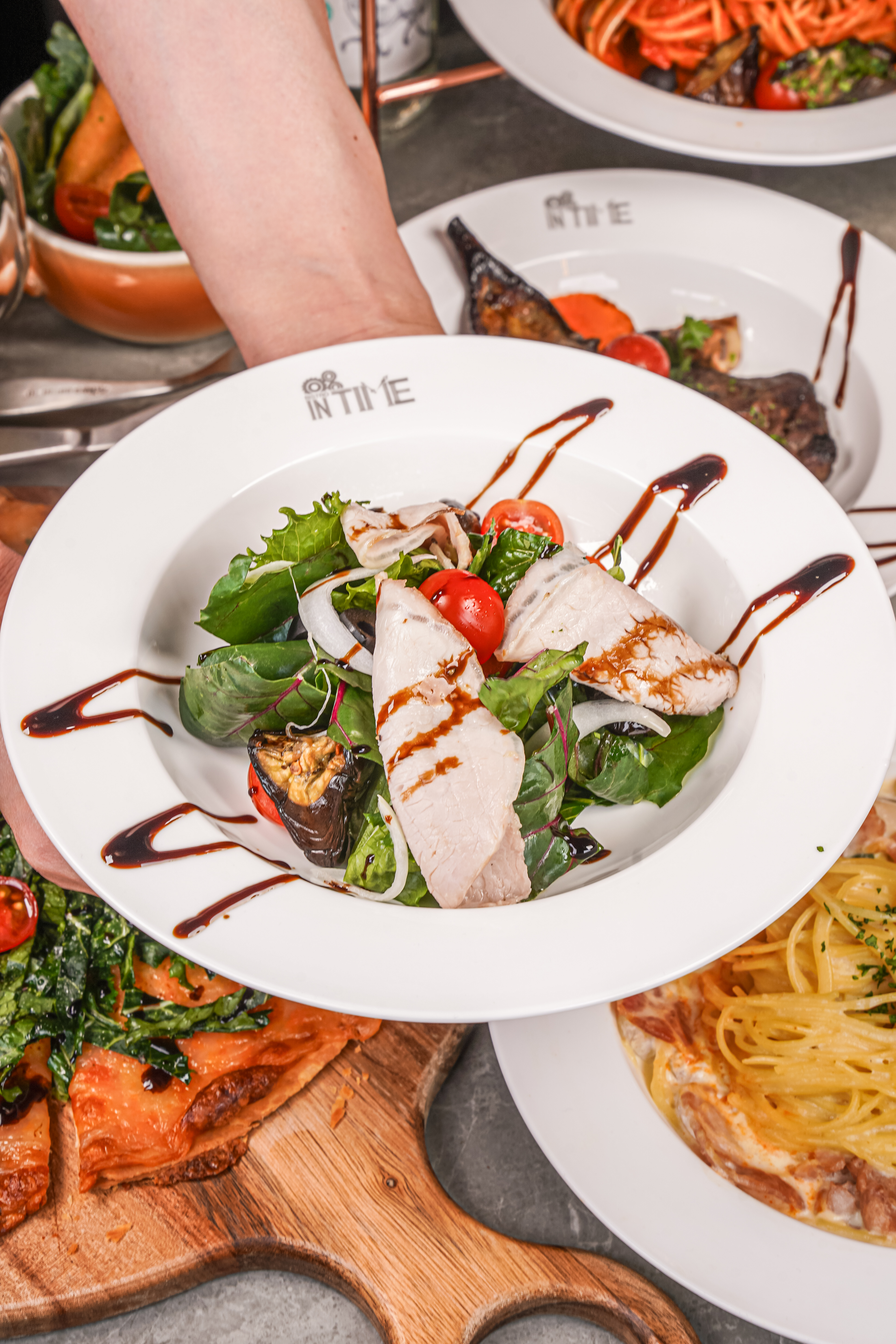 Bistro In Time 情调酒吧，低温熟成牛排套餐