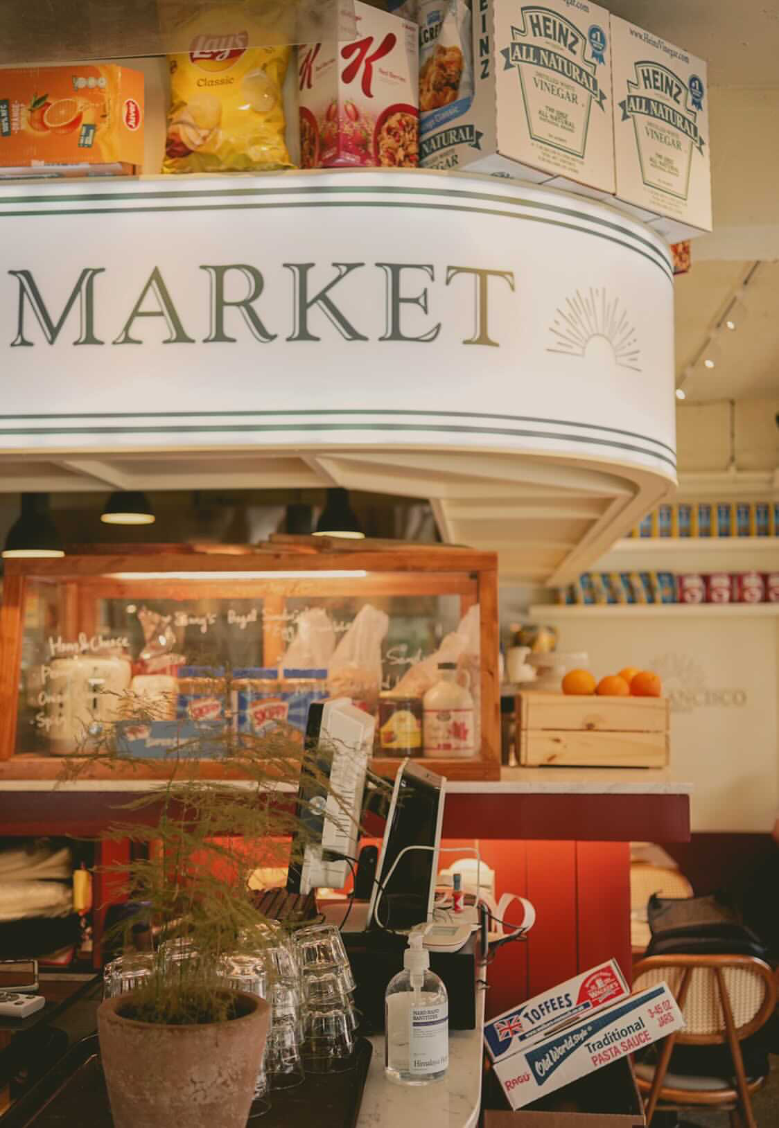 Sonny's Sunfrancisco Market bright brunch interior