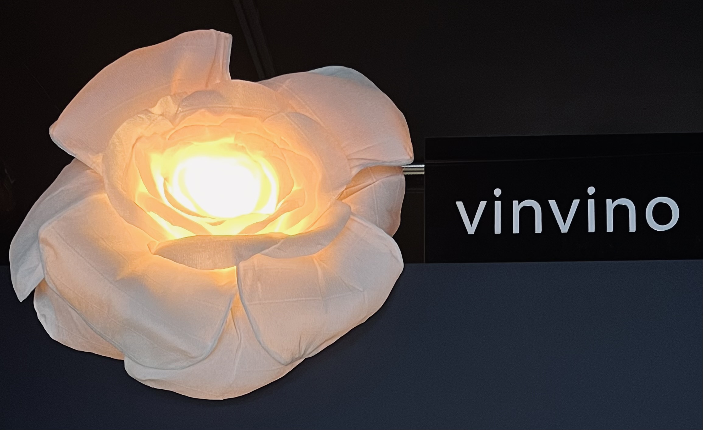 VinVino dining bar with wine and highballs