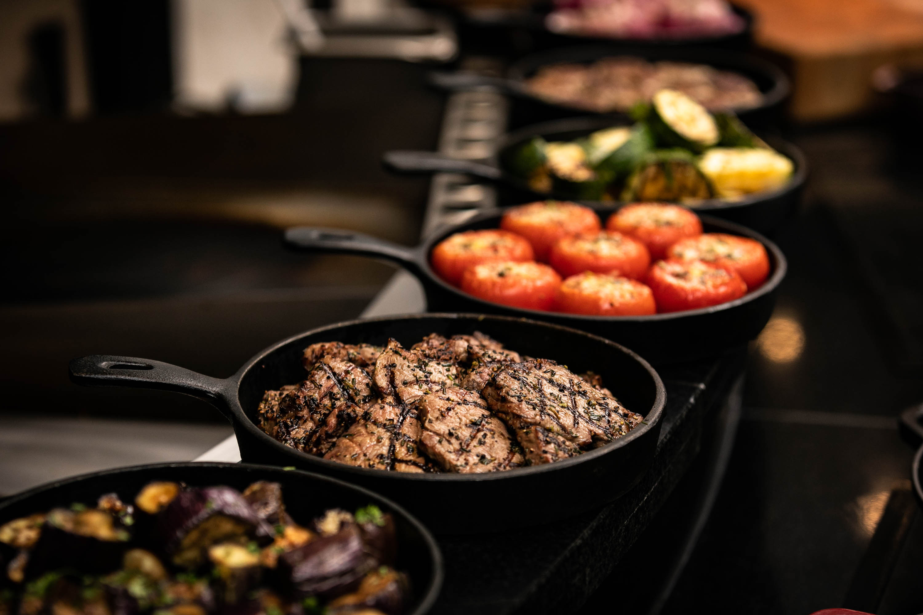 Broadway肯辛顿酒店自助烧烤及寿司