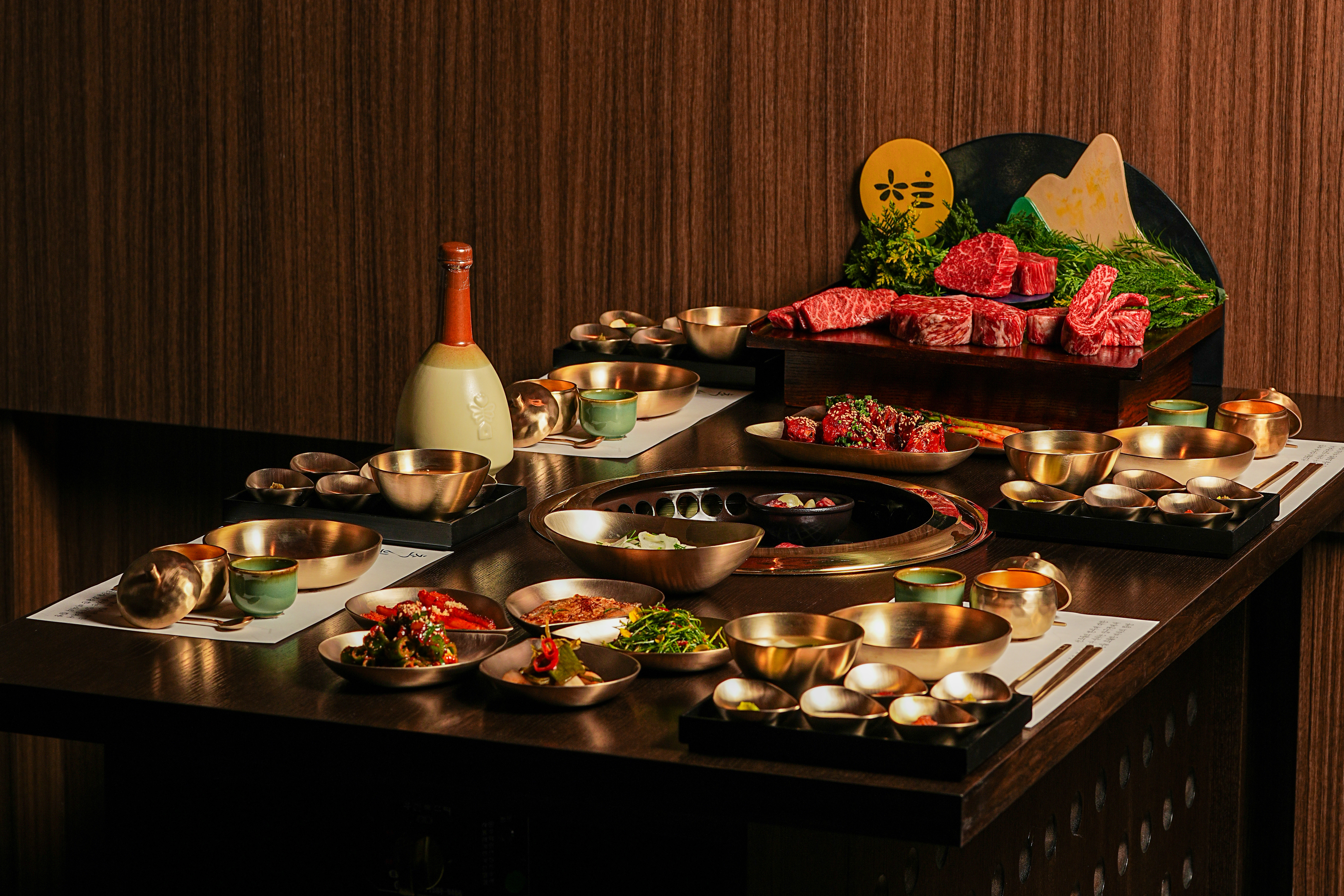 초월の韓屋風韓牛おまかせコースとご飯