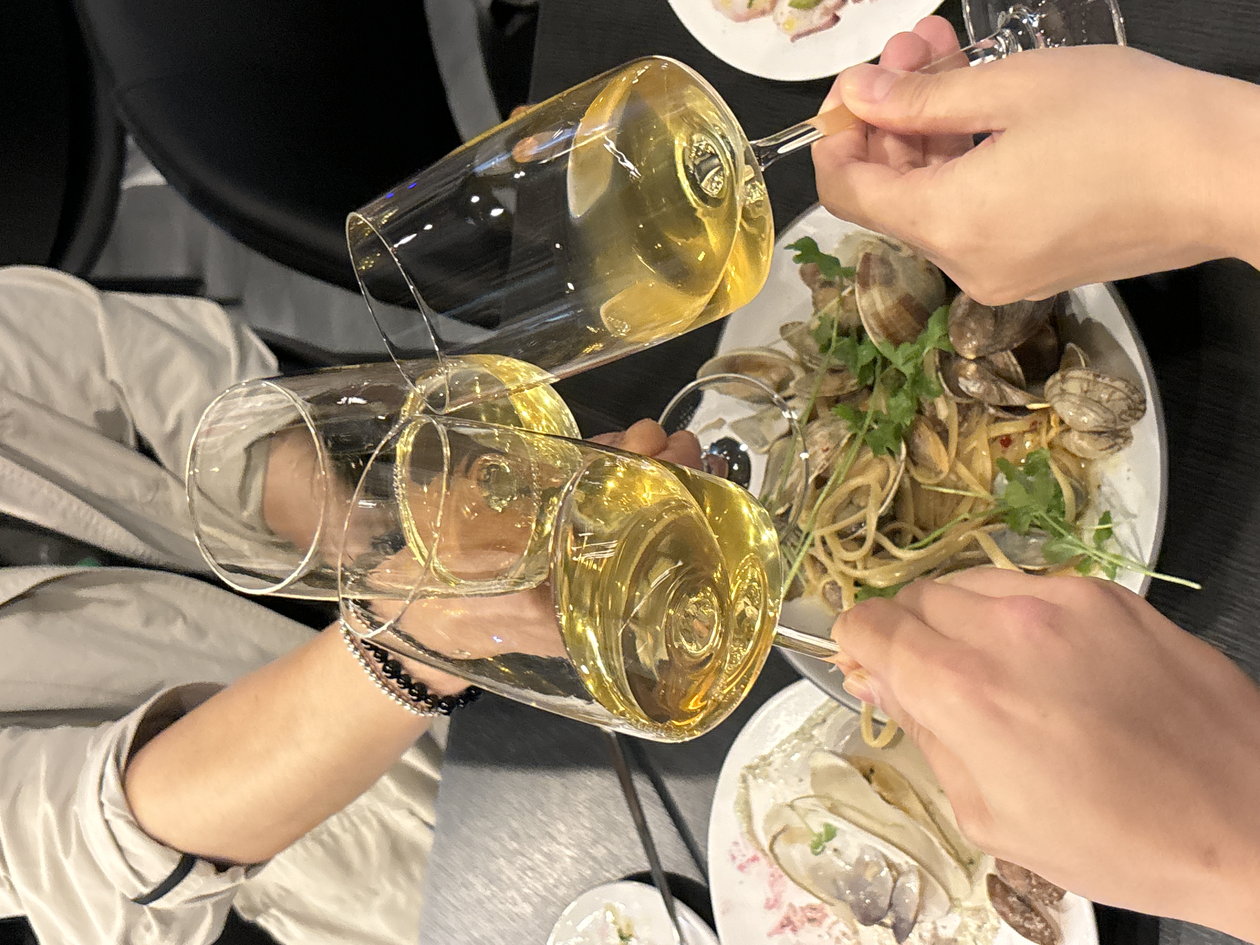 Ardor seasonal plates with wine flight