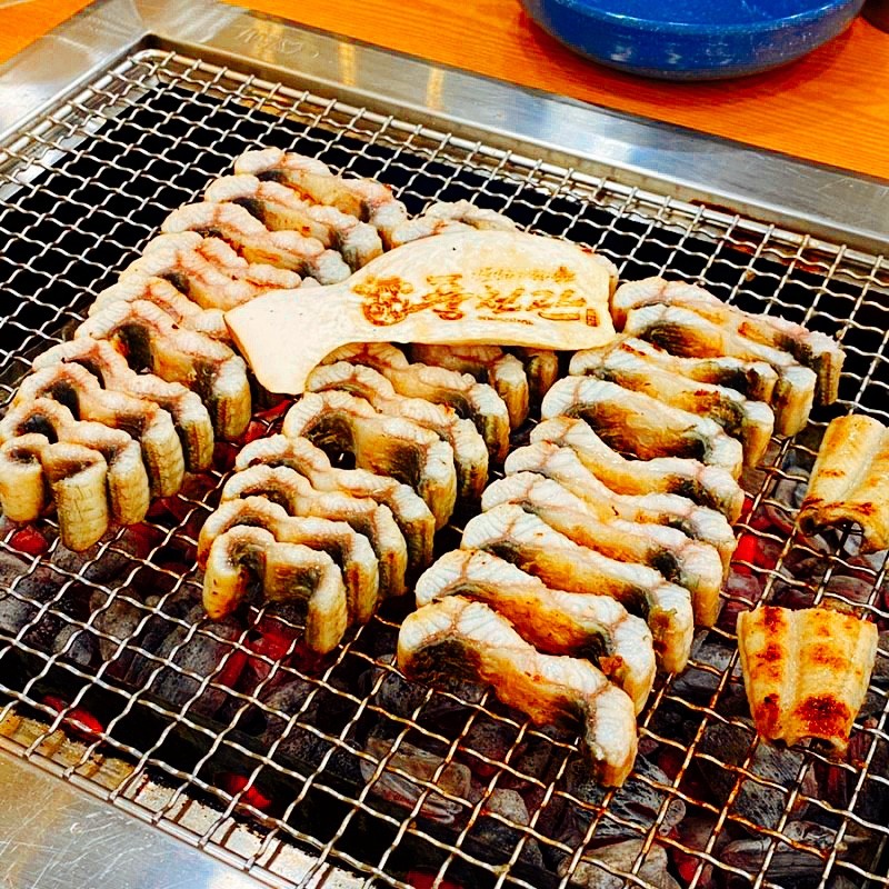 豐川館東村湖畔店鮮淡水鰻魚燒烤