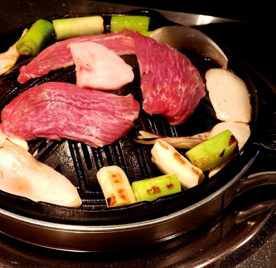 Genghiskhan Shun Sapporo-style lamb chops on Japanese grill