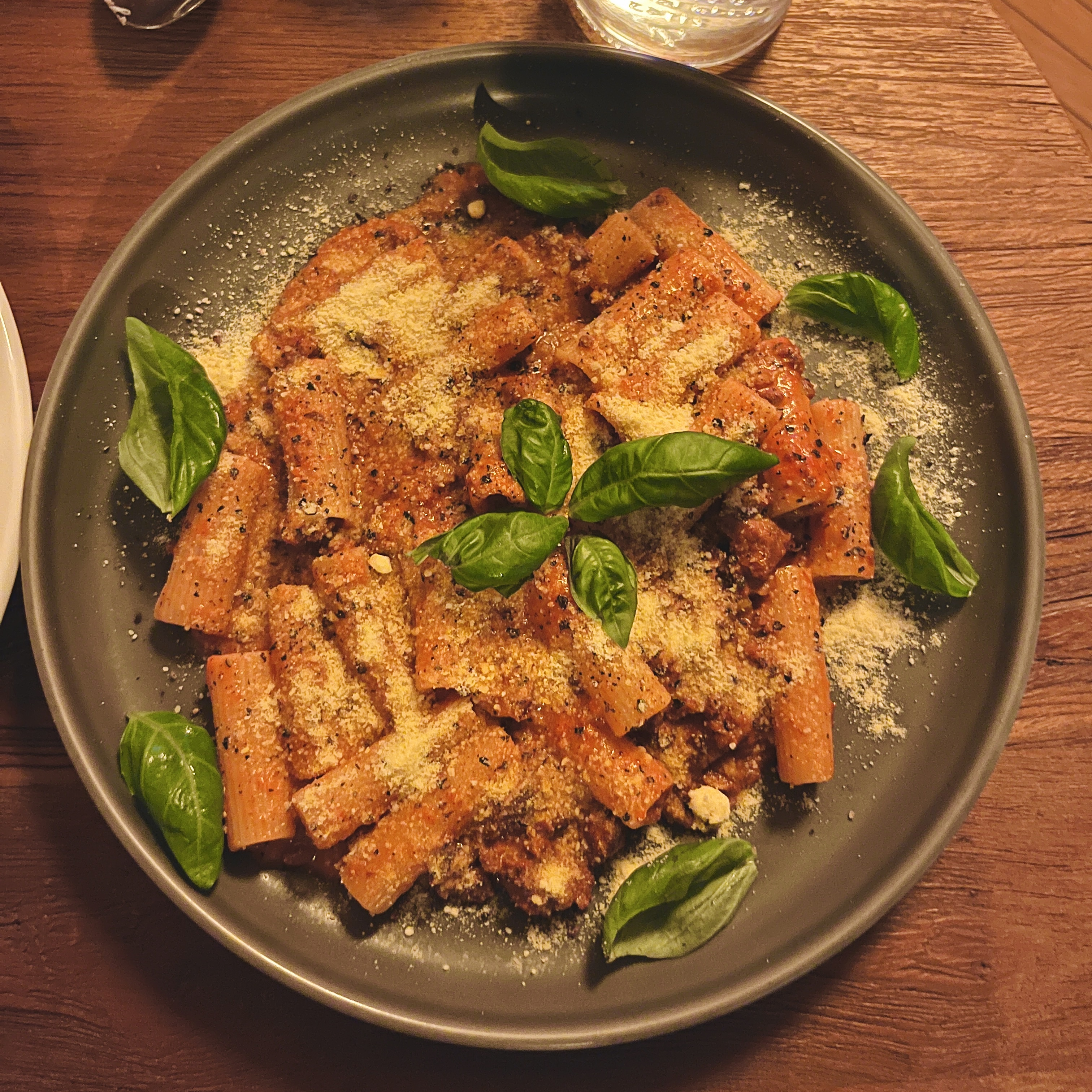 Dante The Bar chef-driven one-man wine bar in Unni-dong