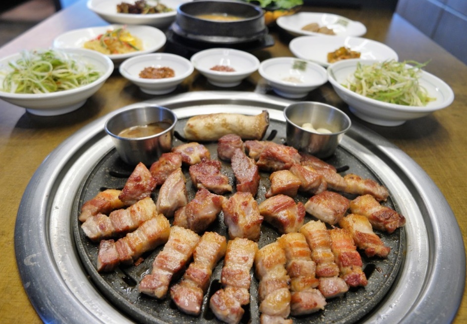 廣津區三重熟成豬肉與小章魚拼盤