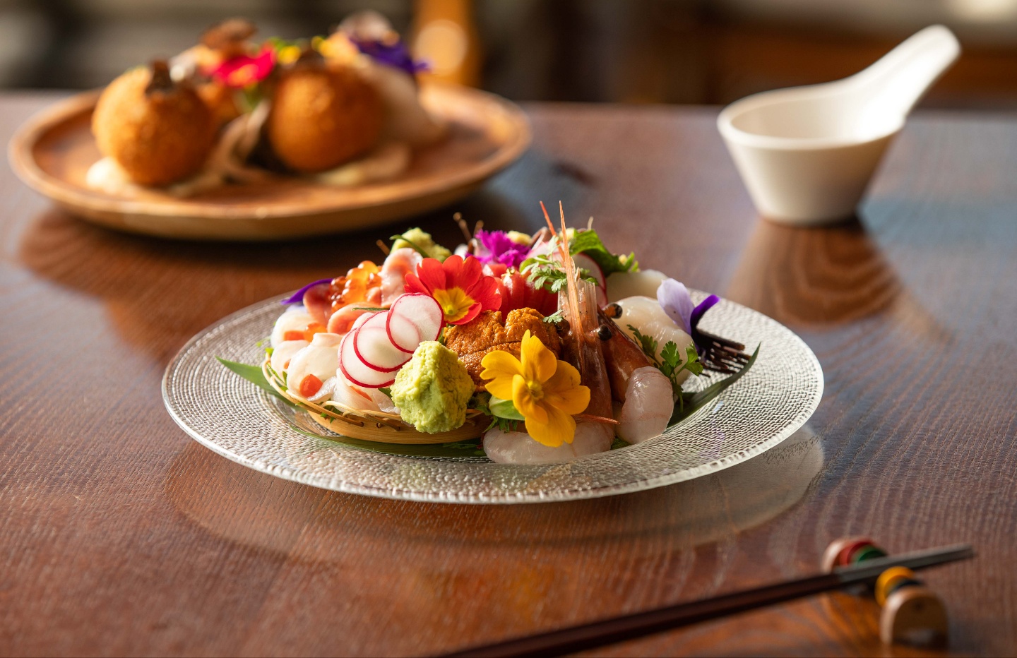 Gangnam Eunhasu chandelier lounge and rooftop