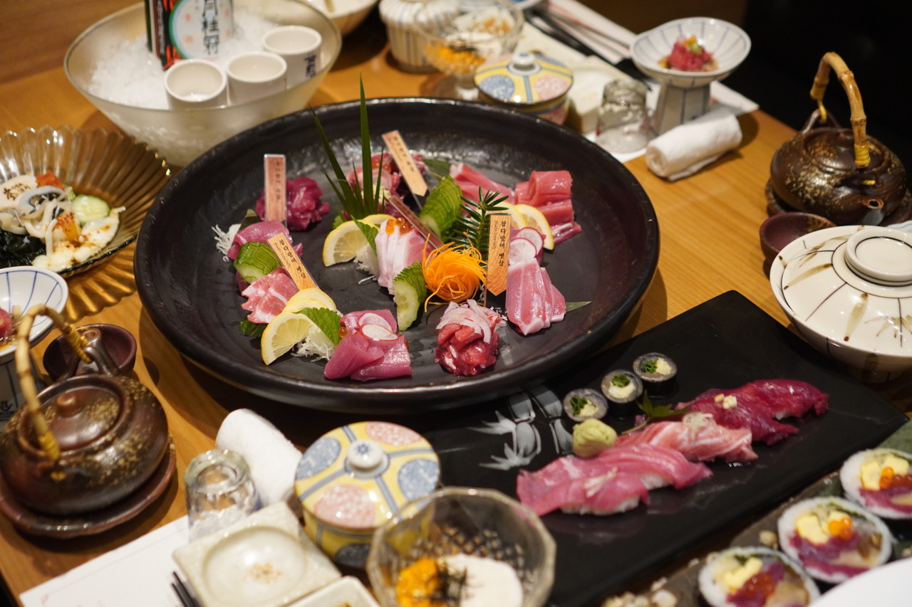 Generous tuna course platters at Bon Tuna House in Jungang-dong