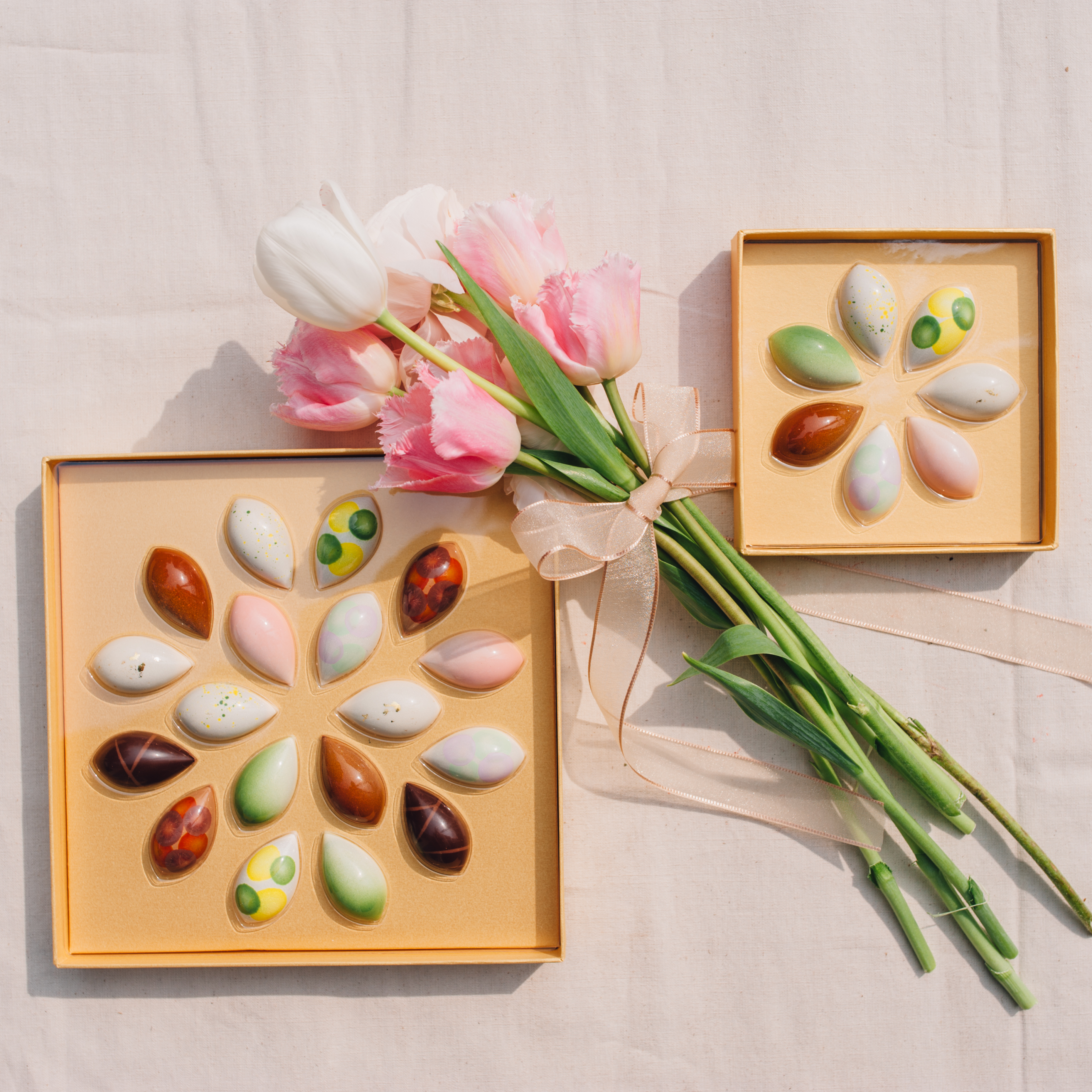 アドア江南の職人作チョコレートボンボンとバー