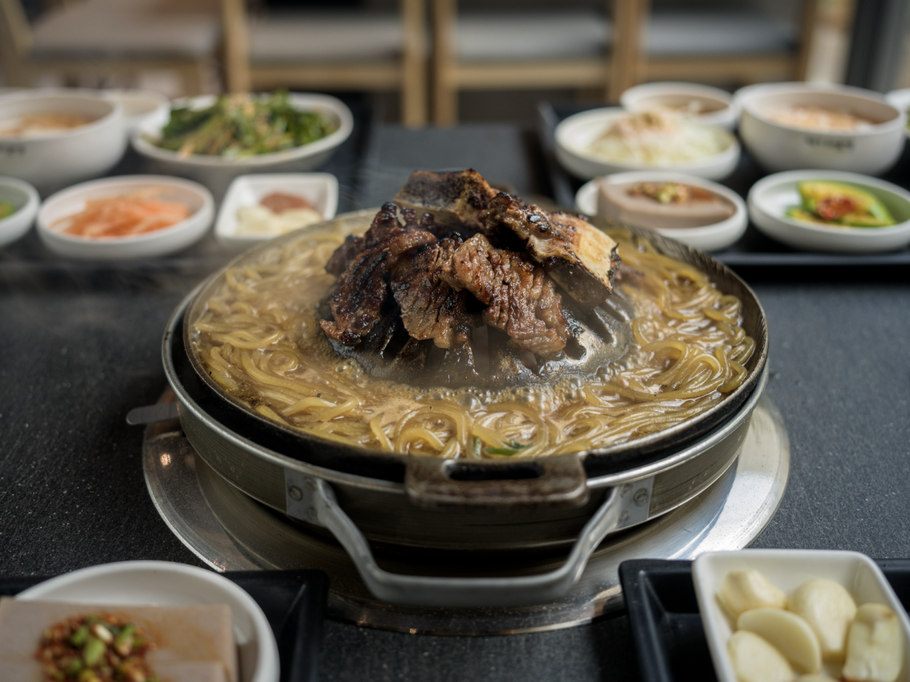 釜山の海雲台 암소갈비집 ダイヤモンドカットの骨付きカルビ
