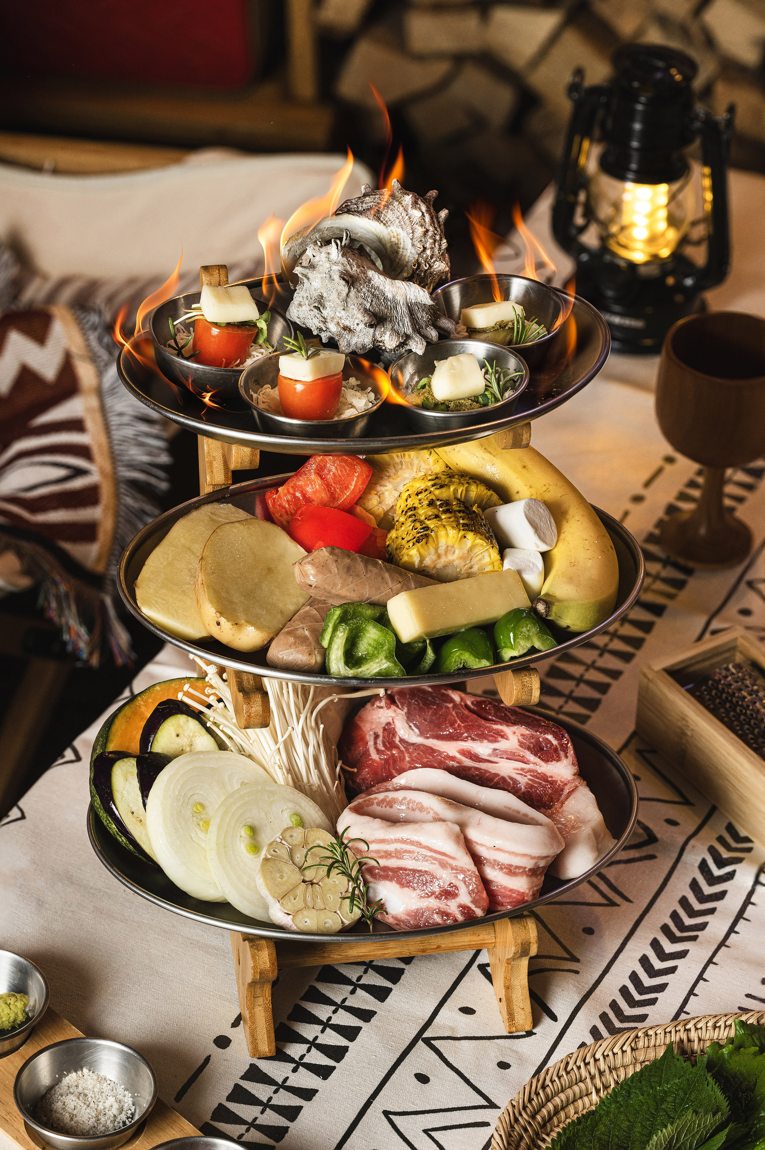 EQ Table 露營風濟州黑豬燒烤與篝火