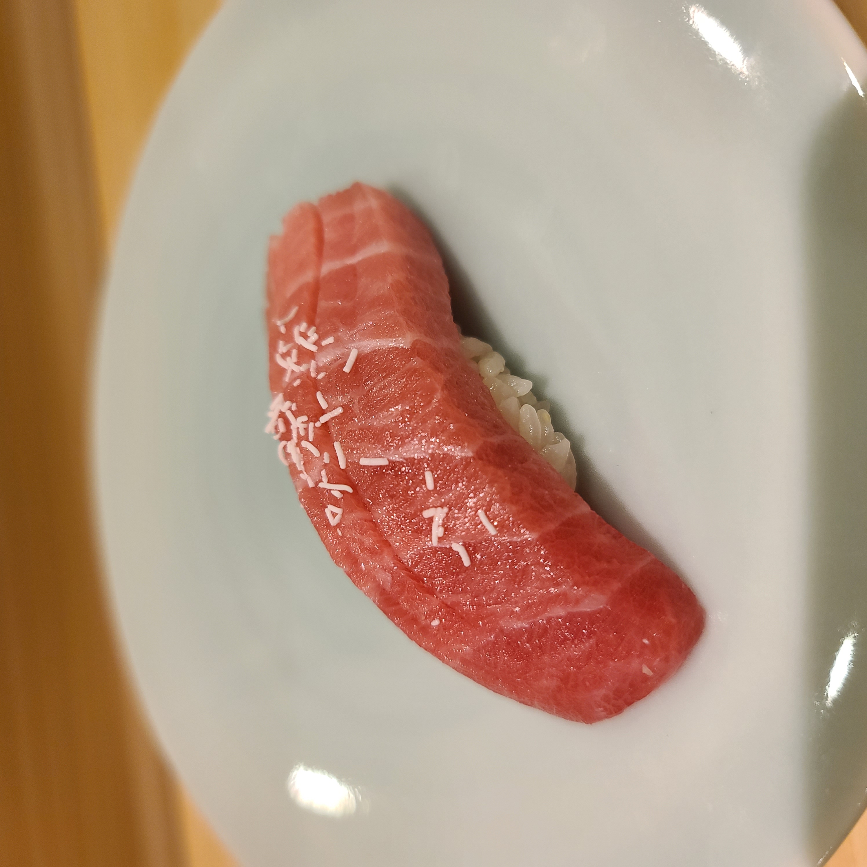 寿司simiruの思慮深いおまかせとデザートの仕上げ