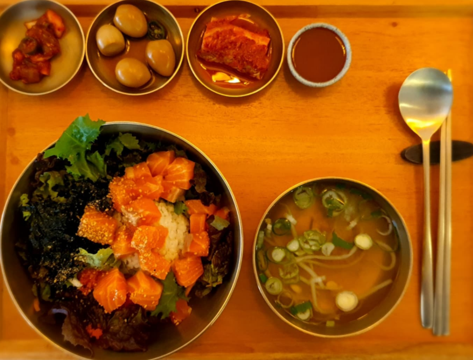 Hannam Bugeotguk Cheongdam暖心湯品與煎餅