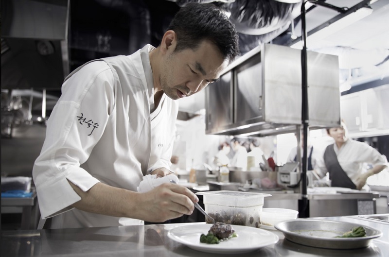 Kwonsooksoo modern dok-sang with housemade jang and seasonal banchan