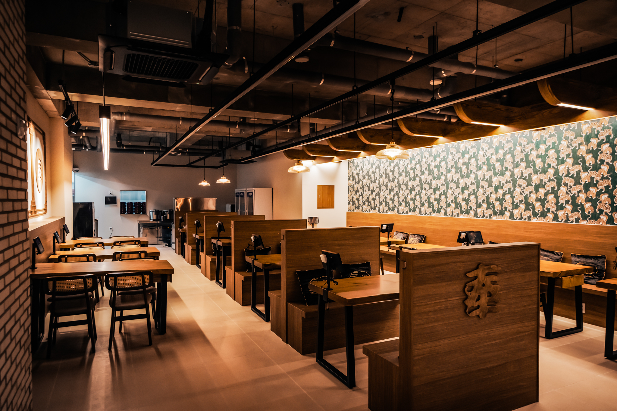 Bongi Bap traditional Korean set meal in Insadong