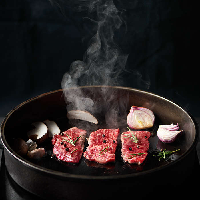 在驿三的woomidon black开放式柜台烤制