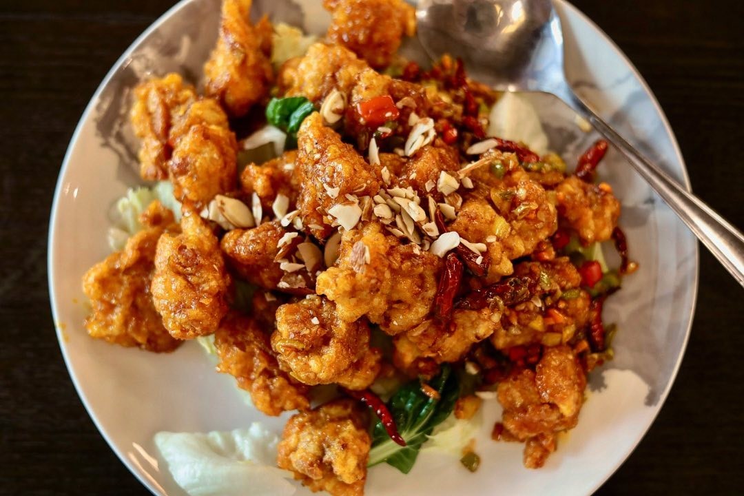 Dongboseong at Interburgo EXCO with modern Chinese plates and private-room vibe