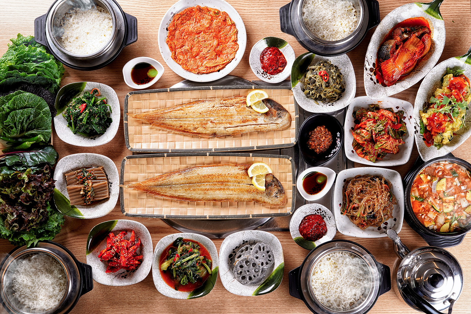Neulmok Ssambap assorted banchan and wrap sets
