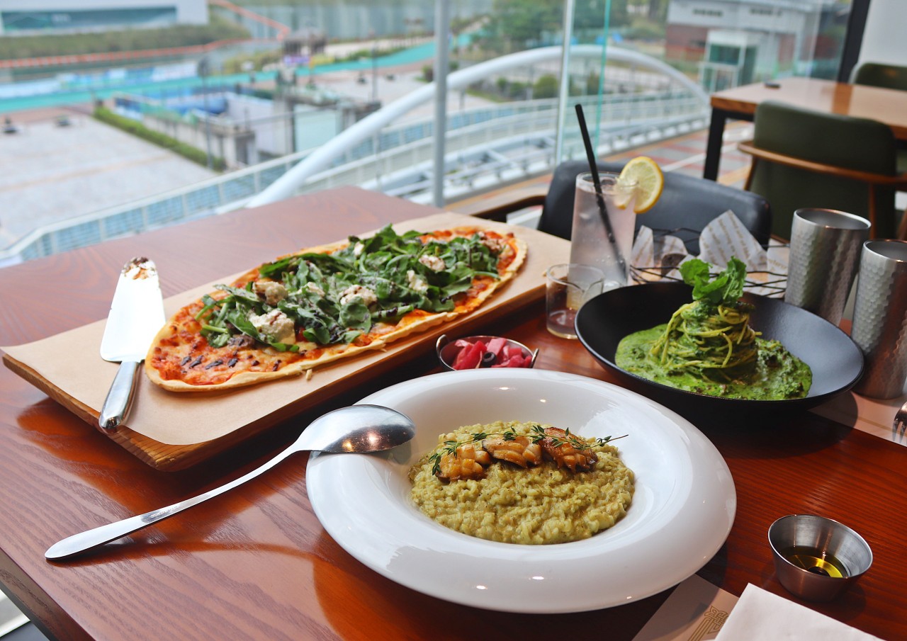 Sunny's Home 清na湖畔景观用餐区