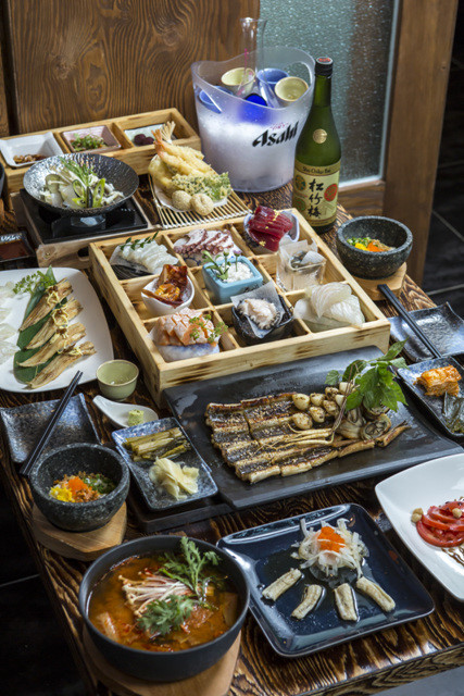 Arinomama Daechi private dining room and course plates