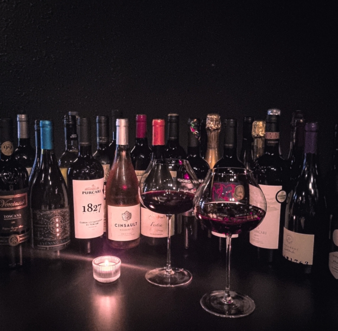 Black-concept wine dining by Chef Park Young-min at Woom Seongsu