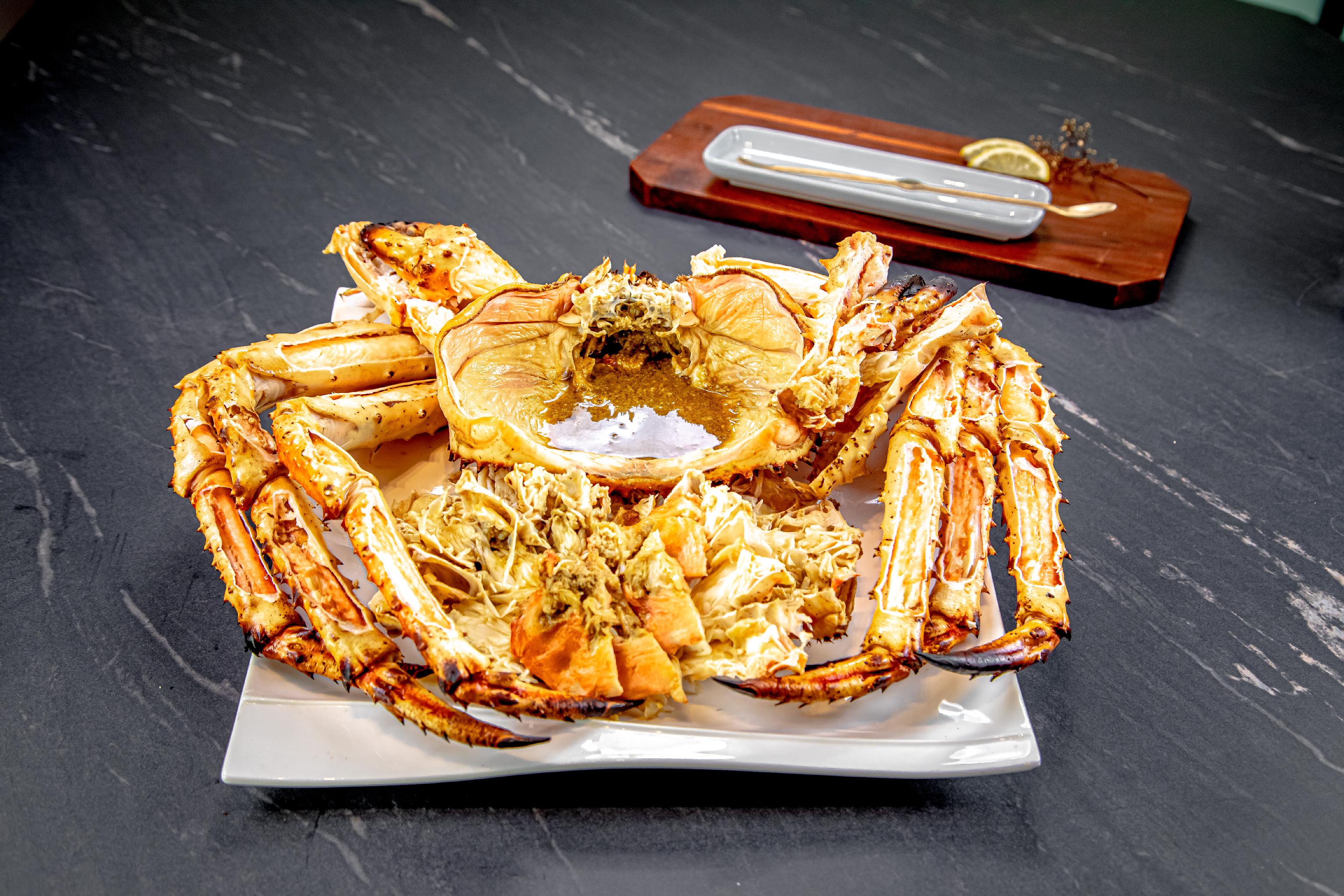 Cheongdam K.House salt-grilled king crab in Bulgama kiln