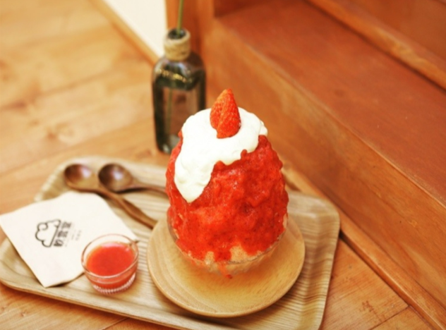 Yeonundang 抹茶刨冰配紅豆