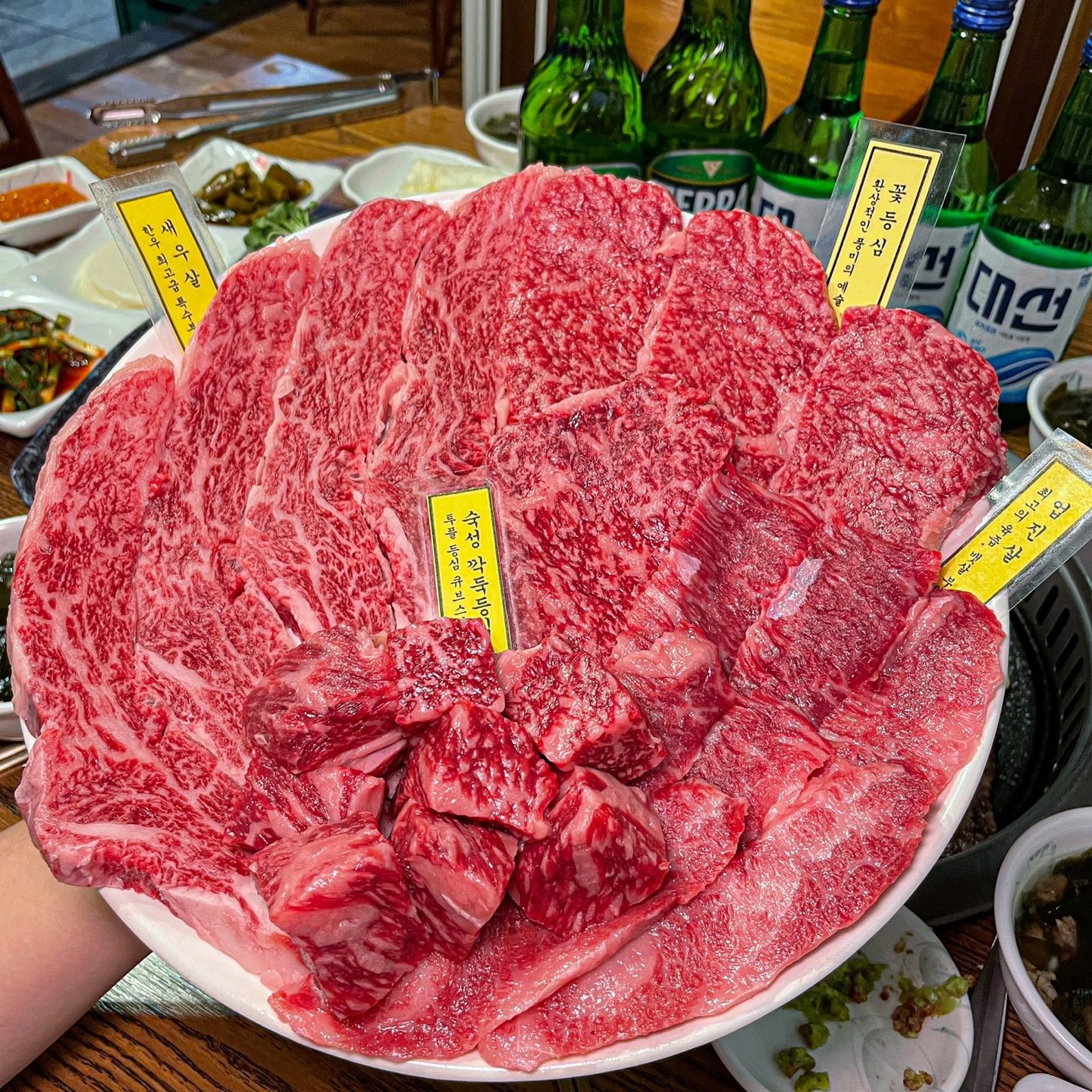 Miwoohanwooの韓牛ショートリブ、焼く準備完了