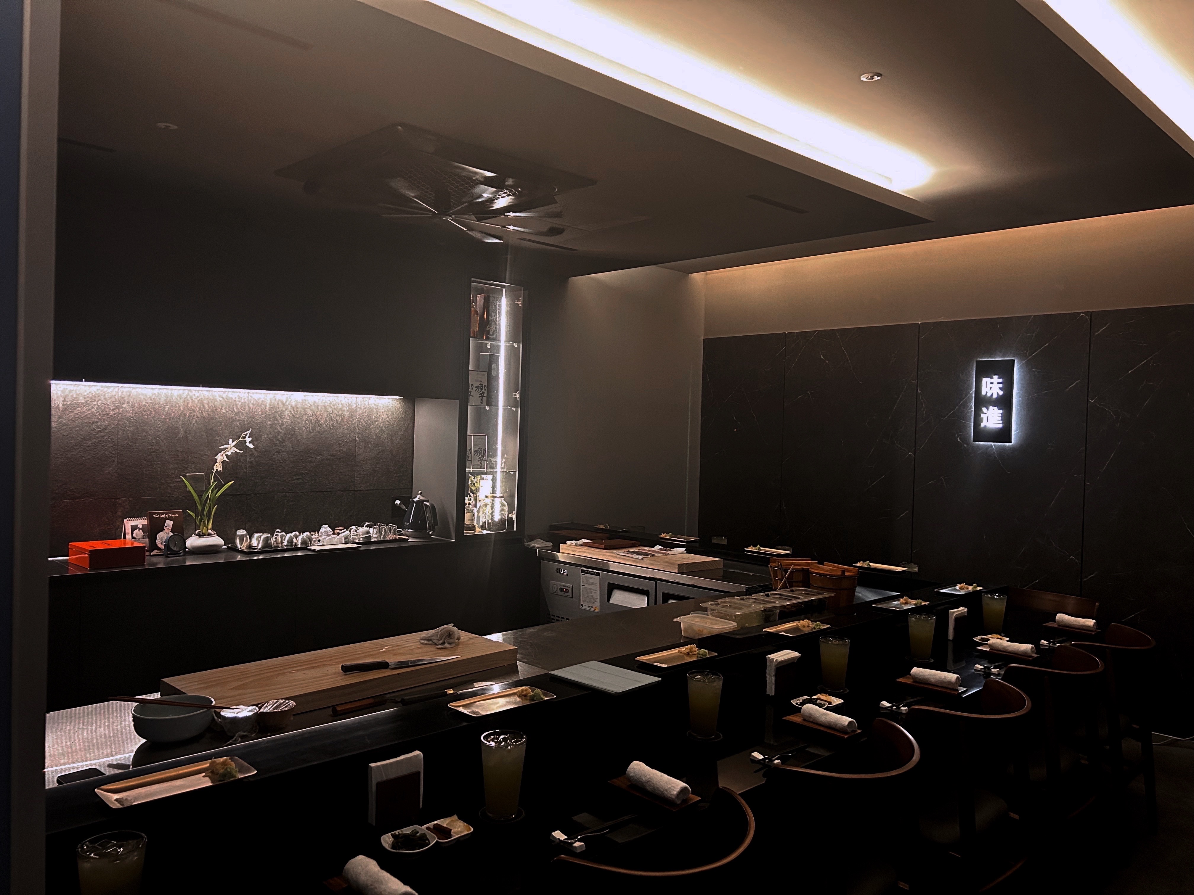 Sushi Mejin counter omakase with seasonal nigiri