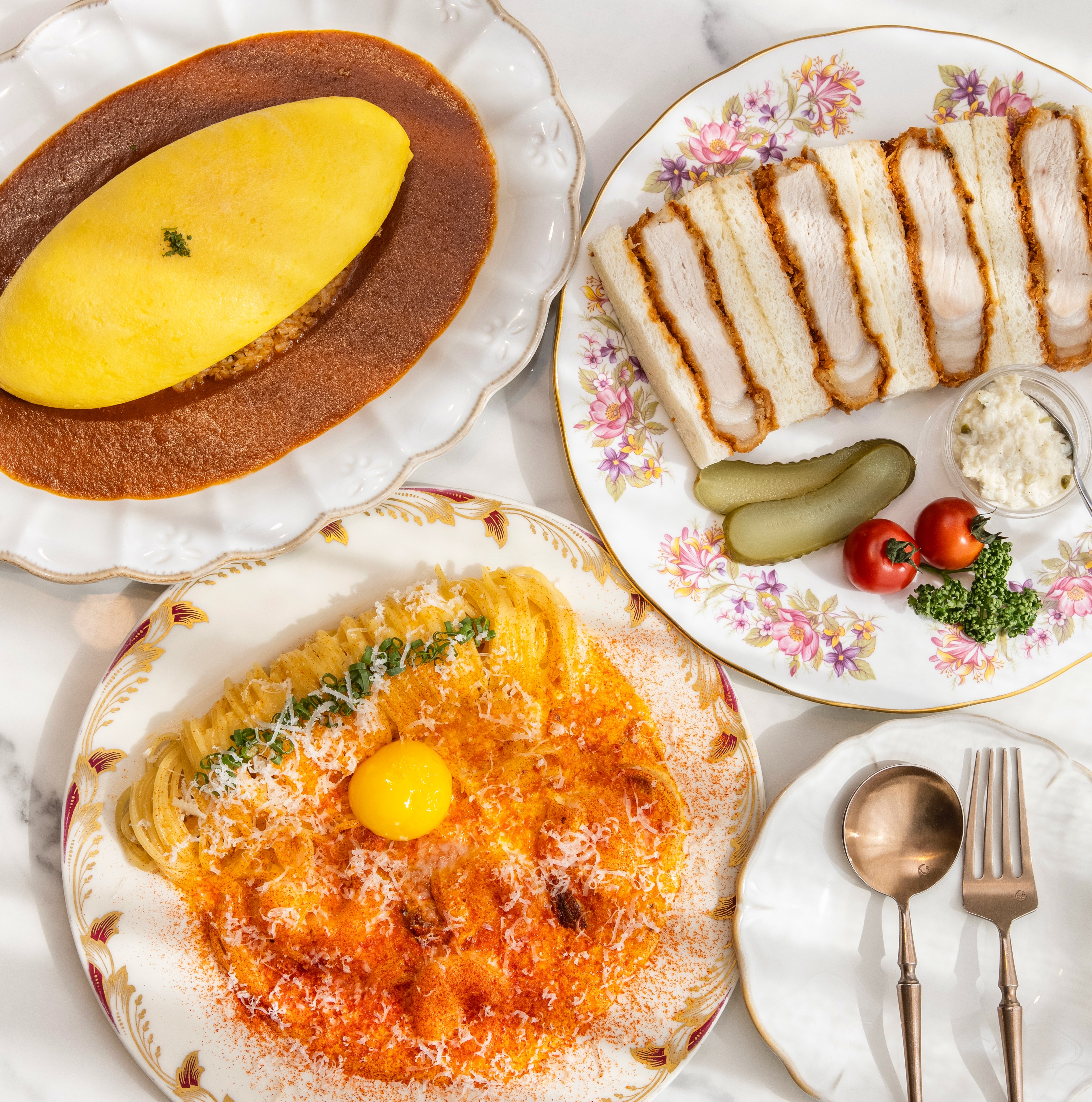 Eulji Darak creamy omurice and pasta duo