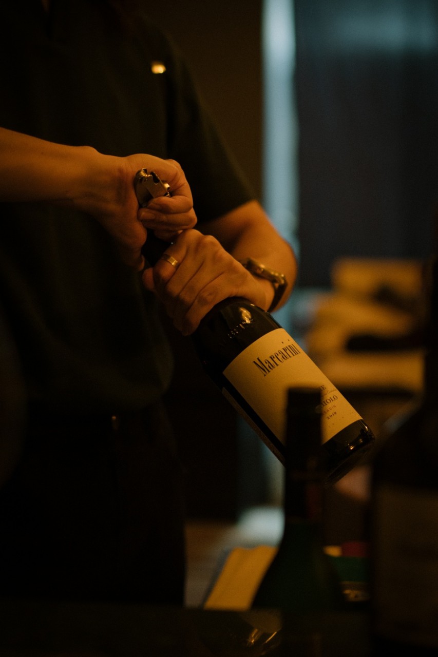 Rudis 經典酒吧氛圍搭配北義料理