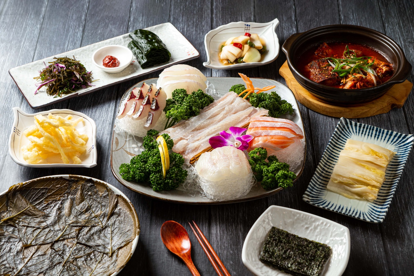 宮殿隣の静かな個室テーブル、シーサイドキッチン 慶熙宮