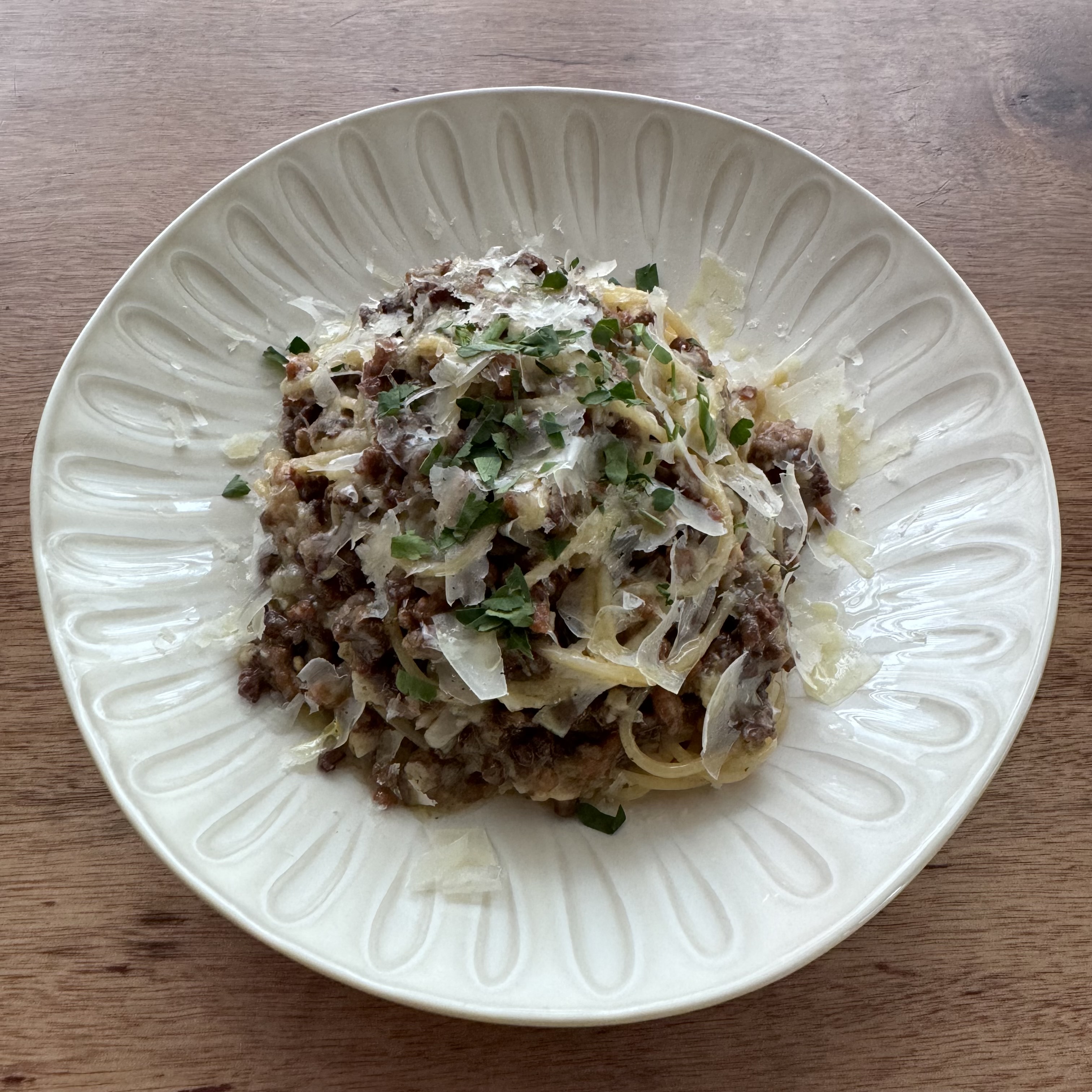 Burnish.resto手工酱汁意面与大白菜沙拉