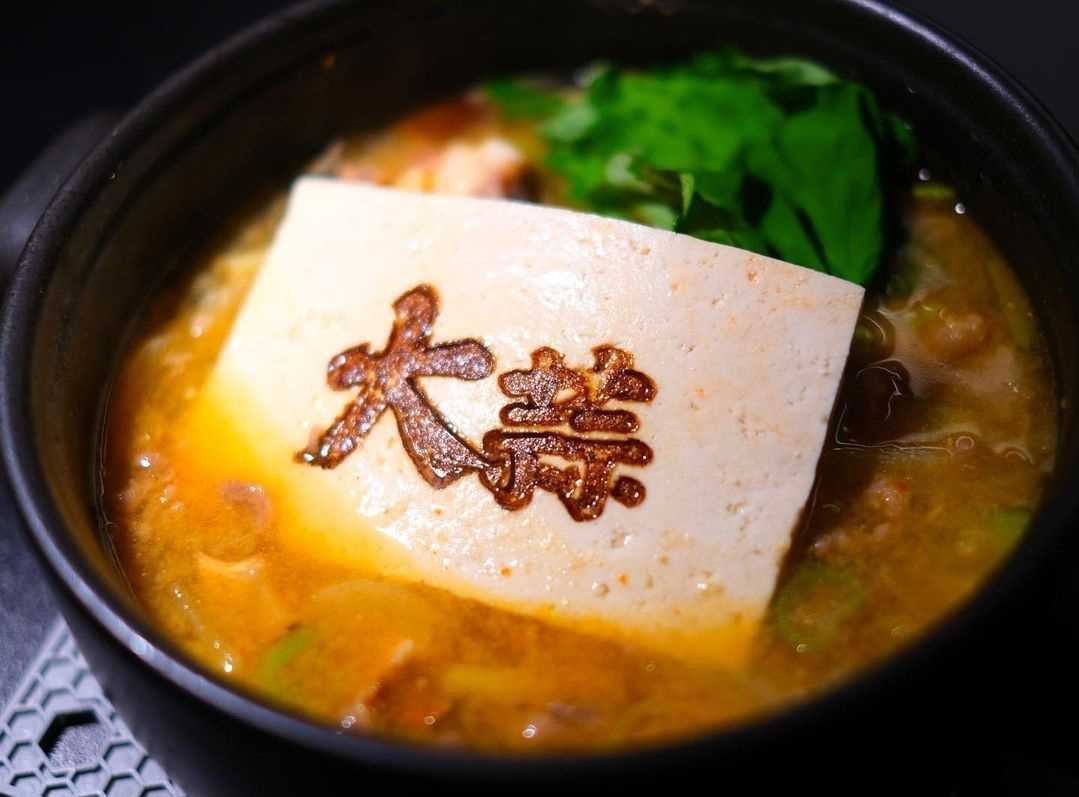 大山韩牛安东烤排骨配光泽腌料及釜山风味大酱汤