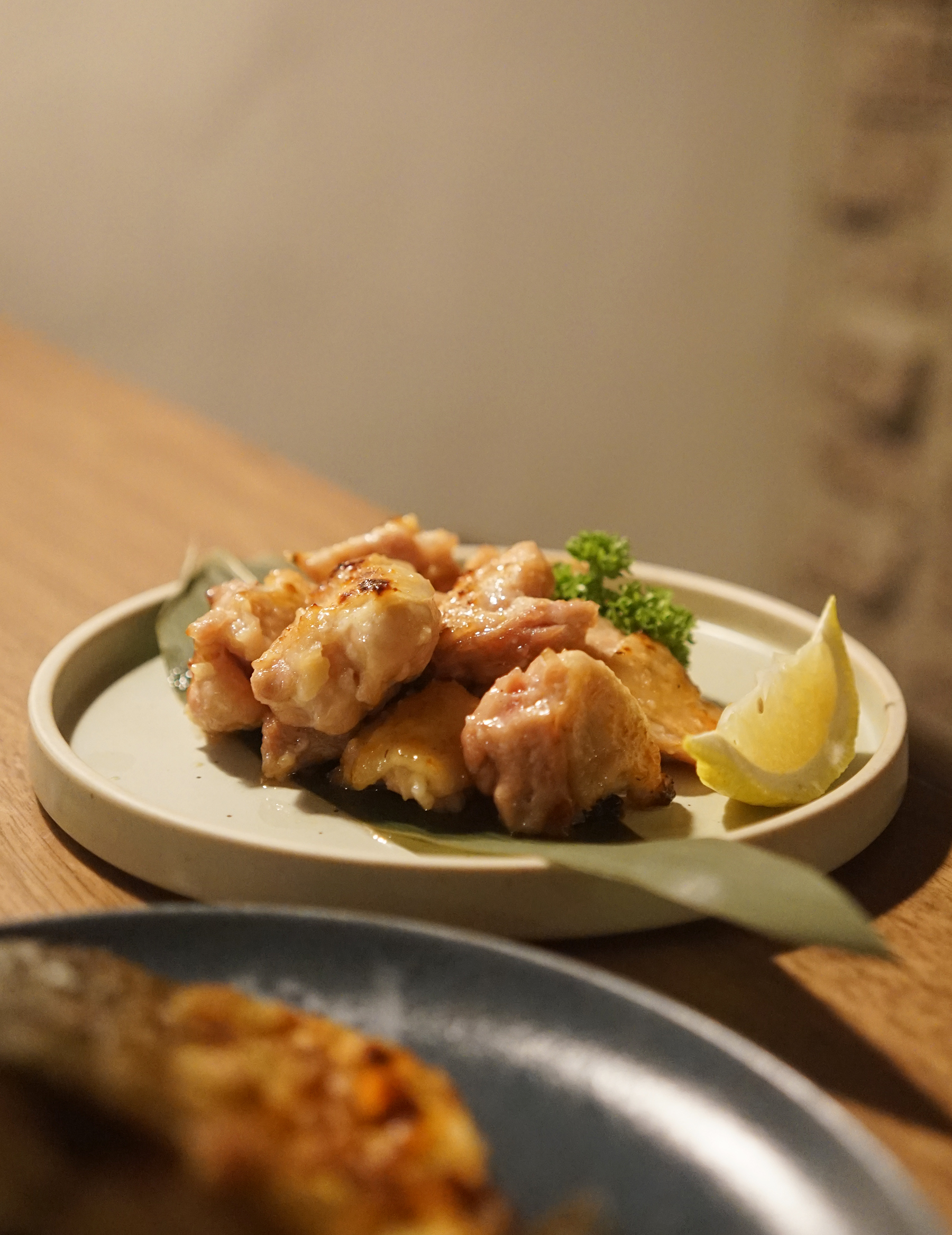 Fosaro 新沙充滿紐約氛圍的木炭燒居酒屋