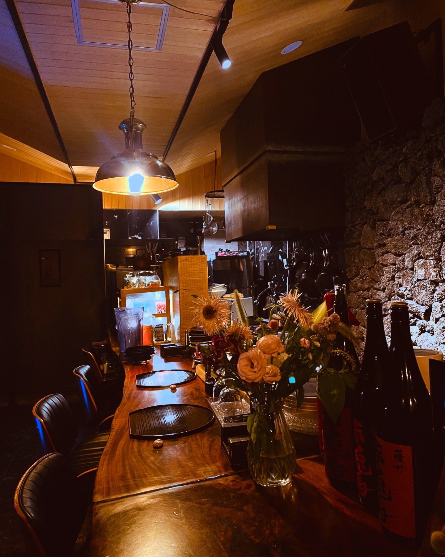 Bijin kappo counter with seasonal sashimi