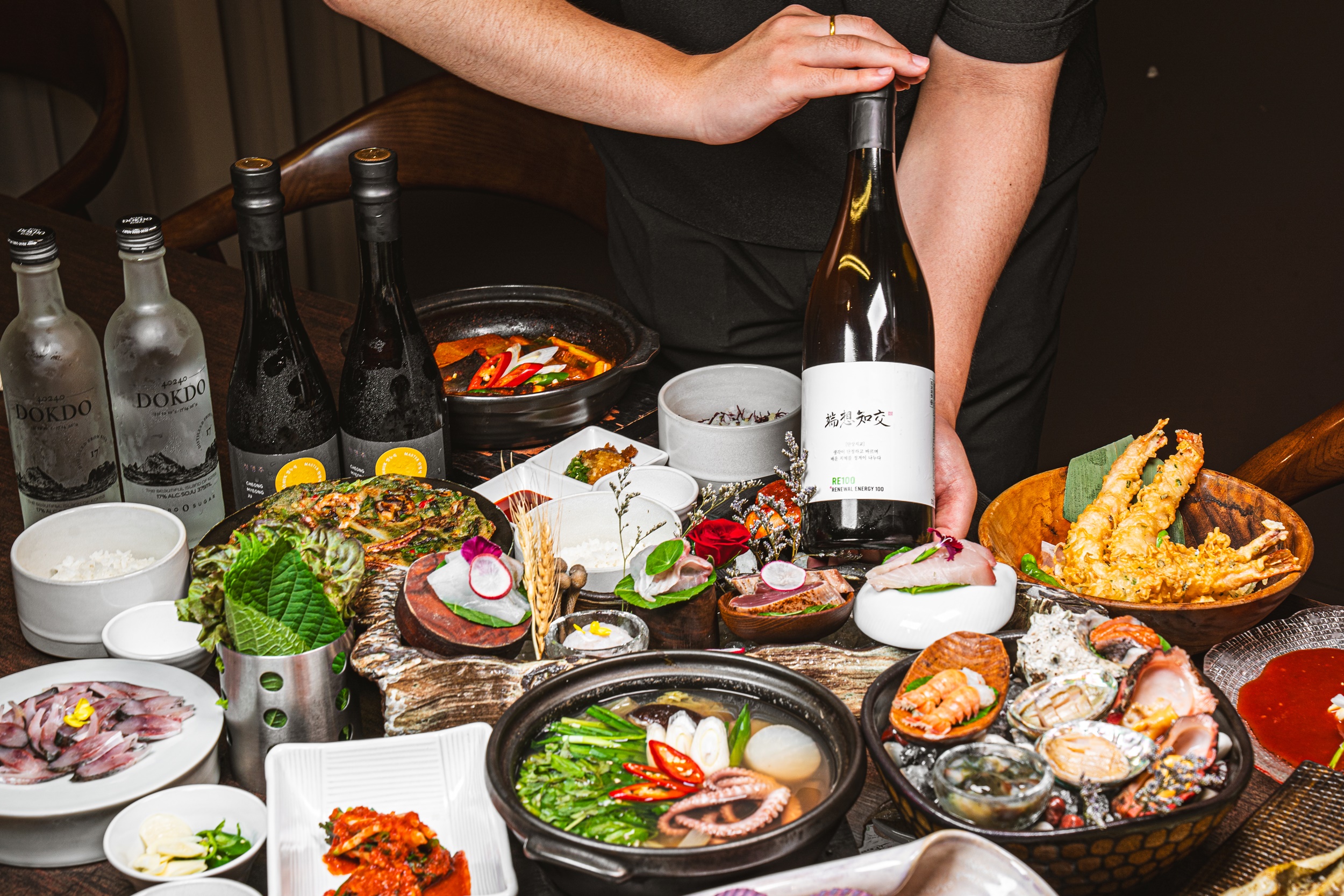 Negi Silbi seafood-driven Korean table by chef with sushi background