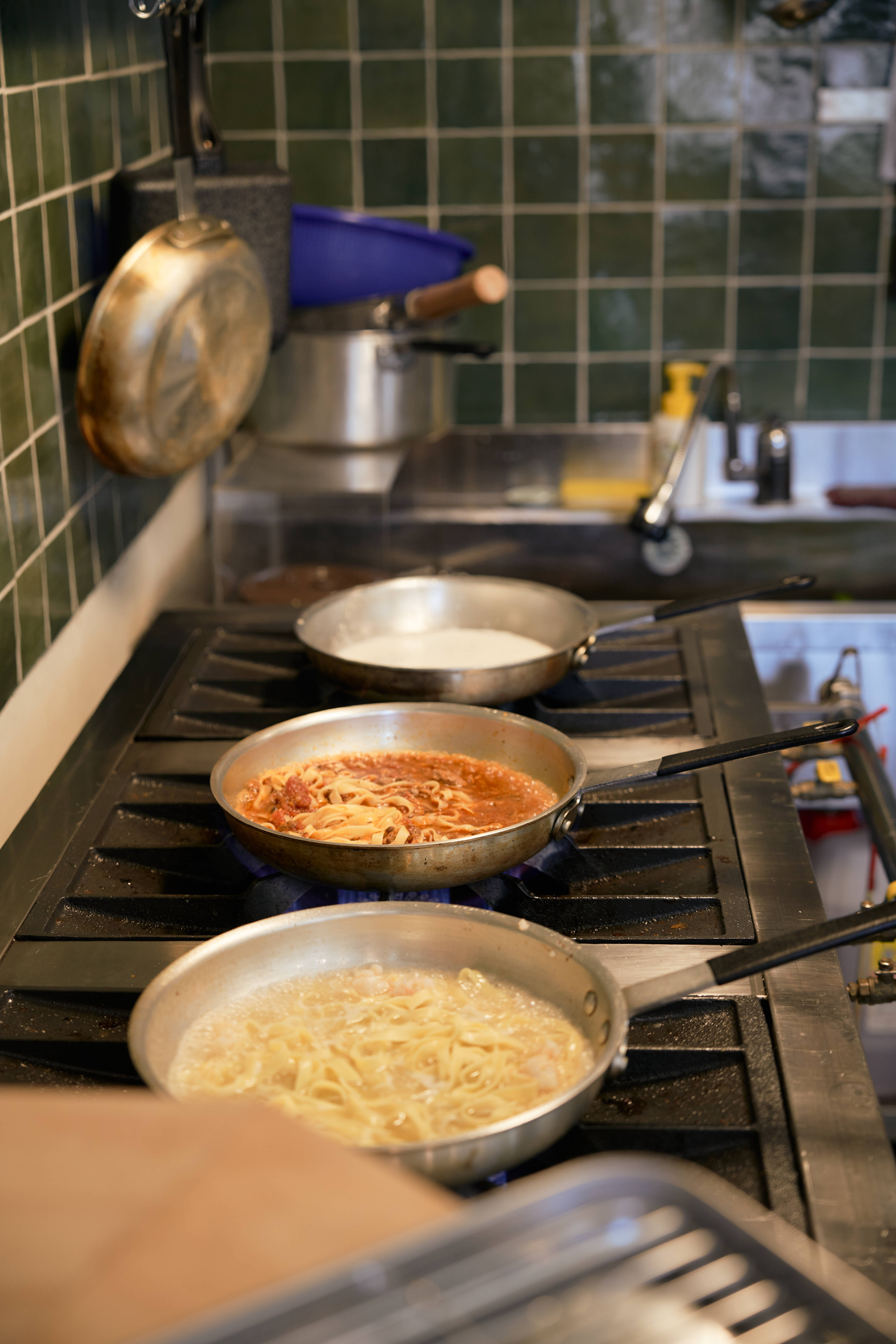 ECKE cozy dining bar with bar counter in Yongsan