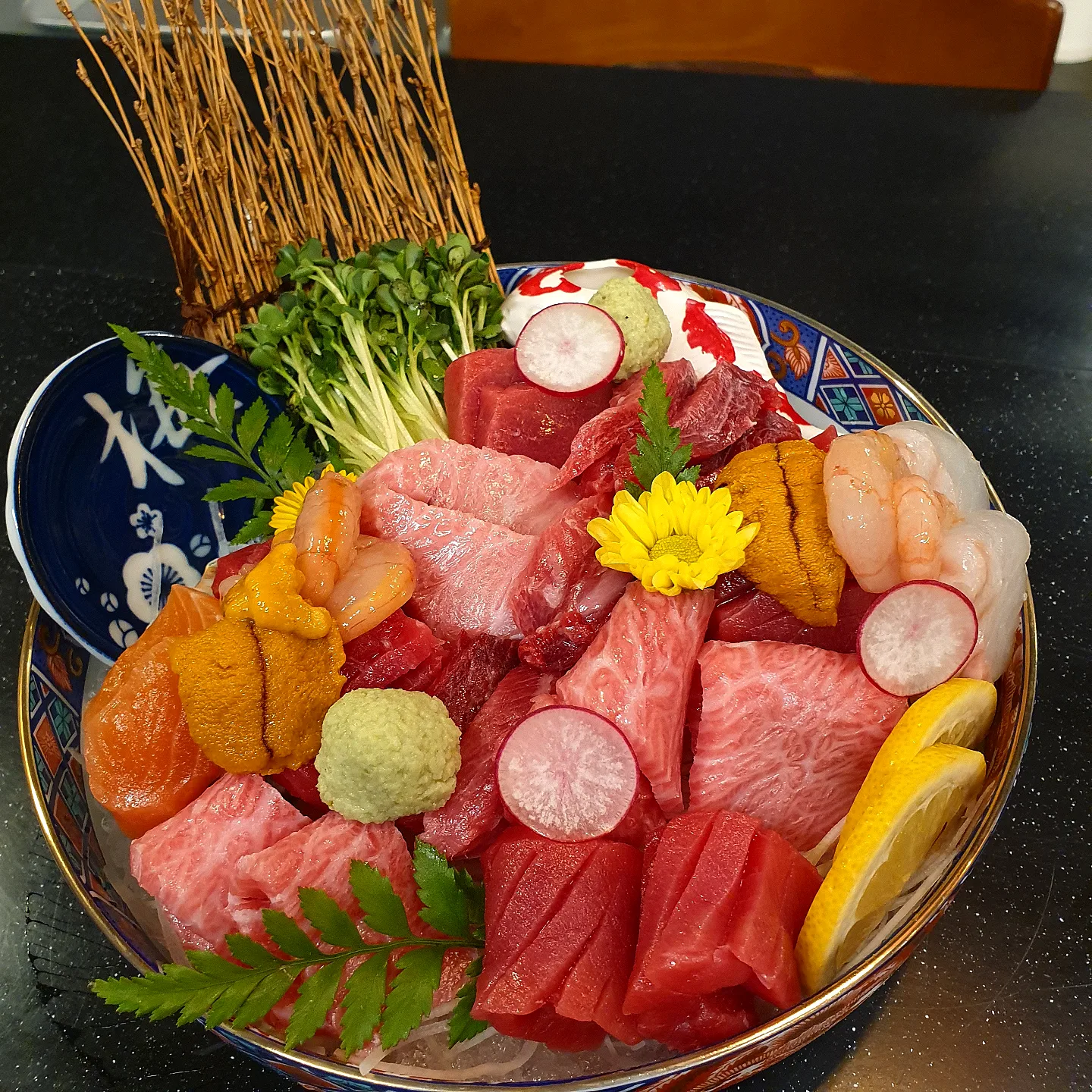 Pacific bluefin tuna platter at Iga Chamchi Yeonsan