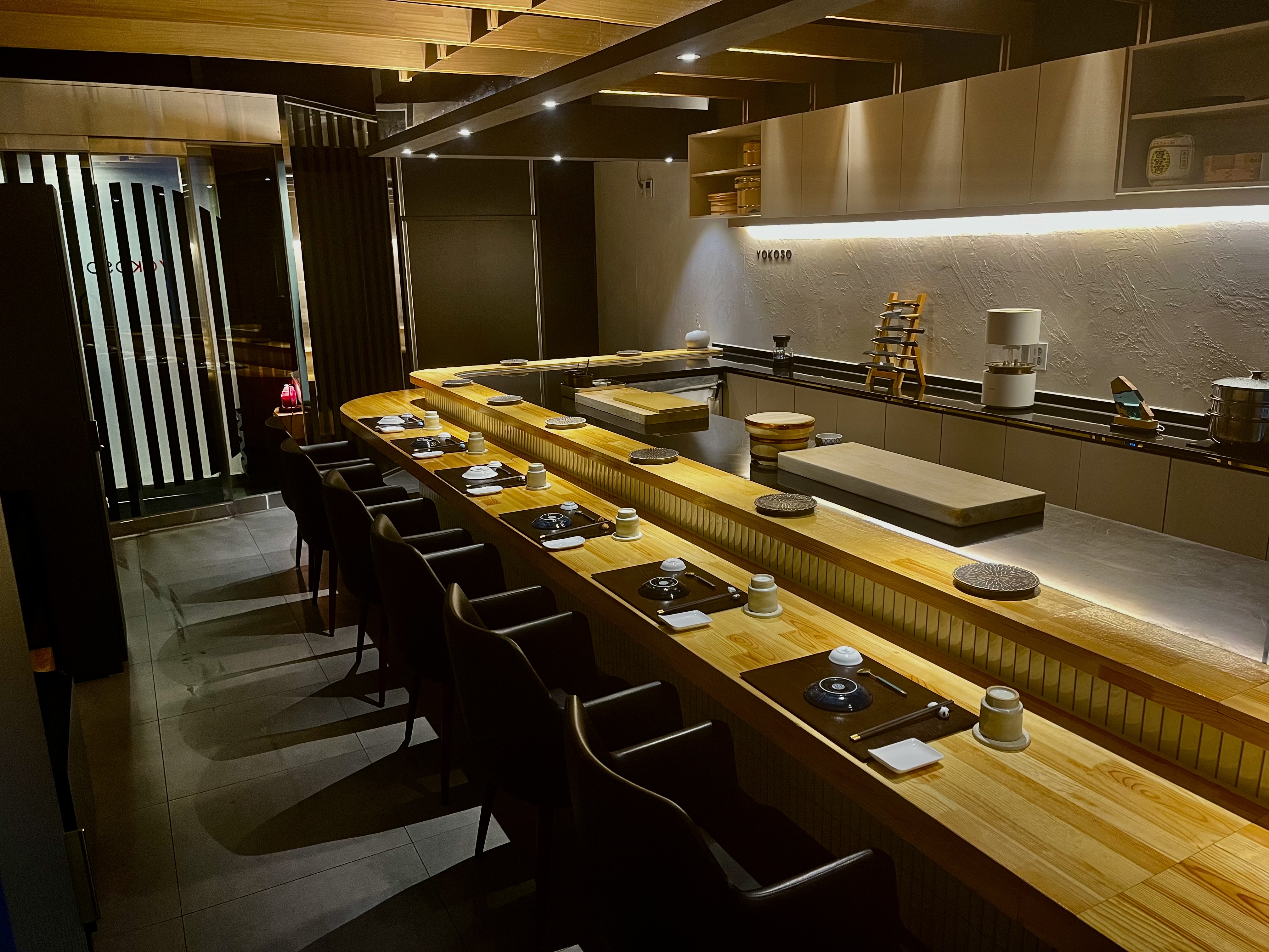 Yokoso sushi omakase counter in Songpa